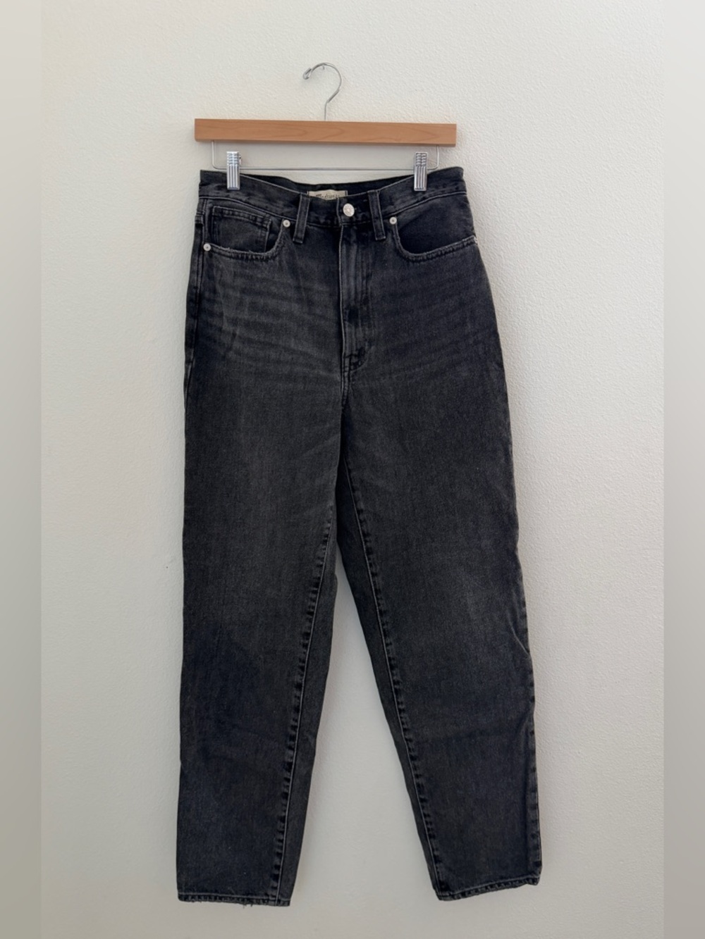 Madewell Faded Black Baggy Tapered Jeans